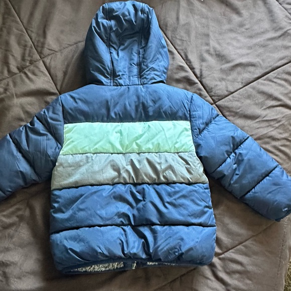 Cozy Puffer Jacket - Picture 3 of 6
